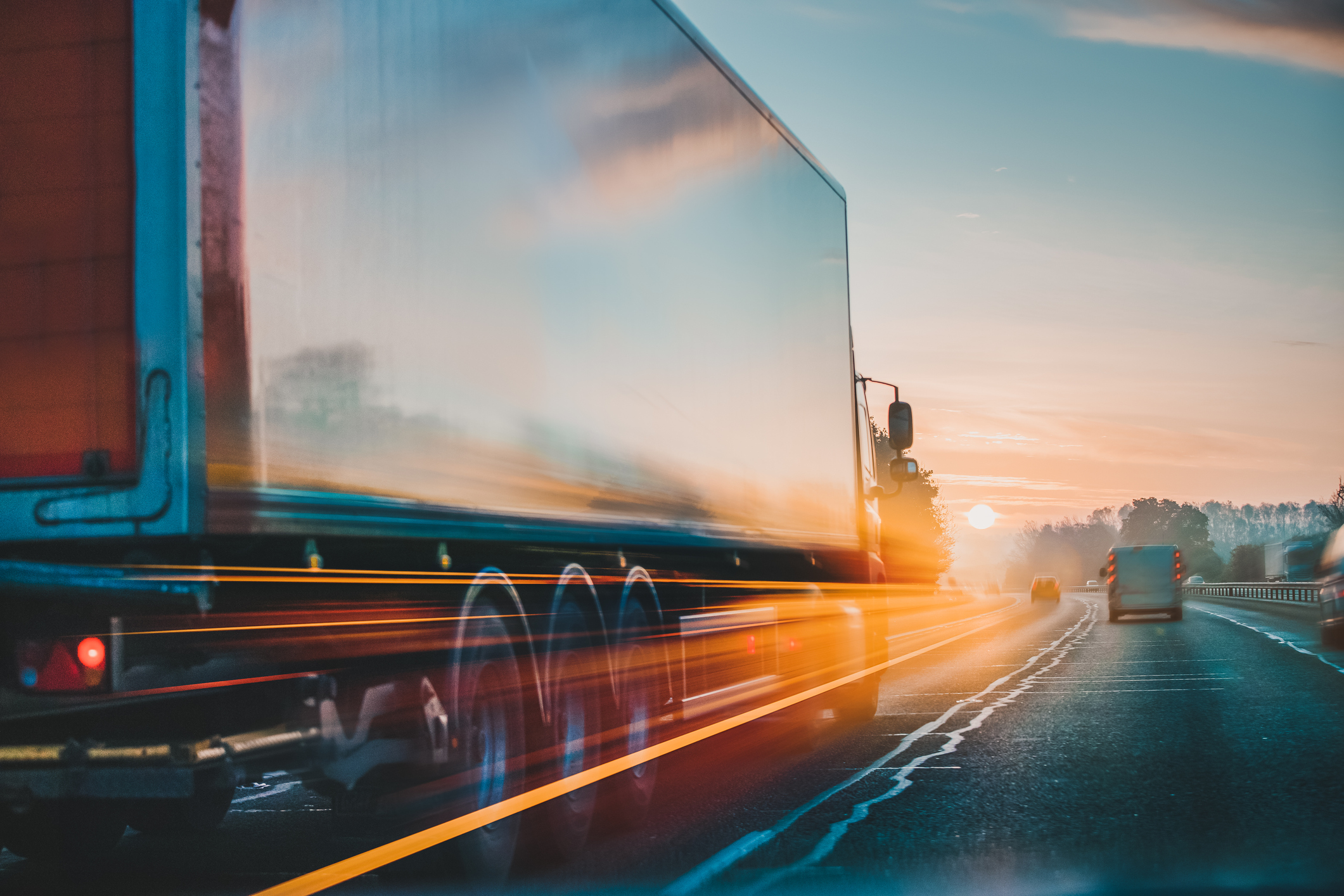 The Differing Parameters Between Domestic & International Freight Forwarding Services