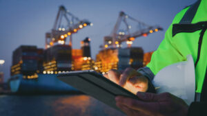 How a Freight Forwarder Secures Your Shipment – The Behind-the-Scenes Playbook